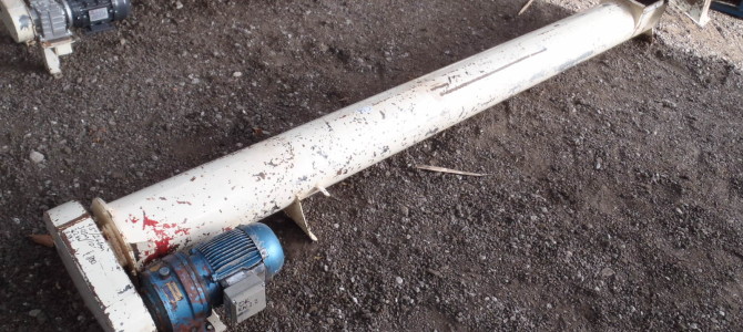 9.5″ Auger, 10′ long