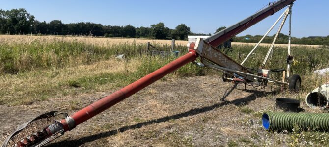 Farm King Auger